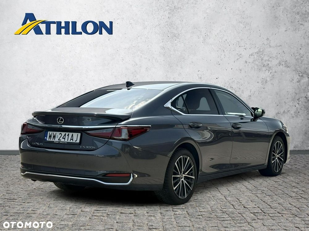 Lexus ES 300h Business Edition - 5