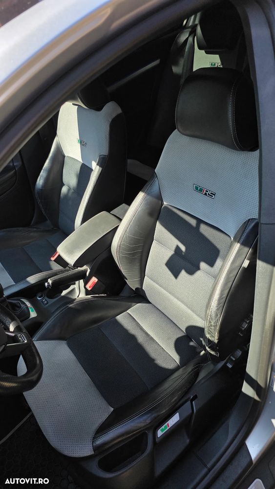 Skoda Octavia 2.0 TDI RS - 7
