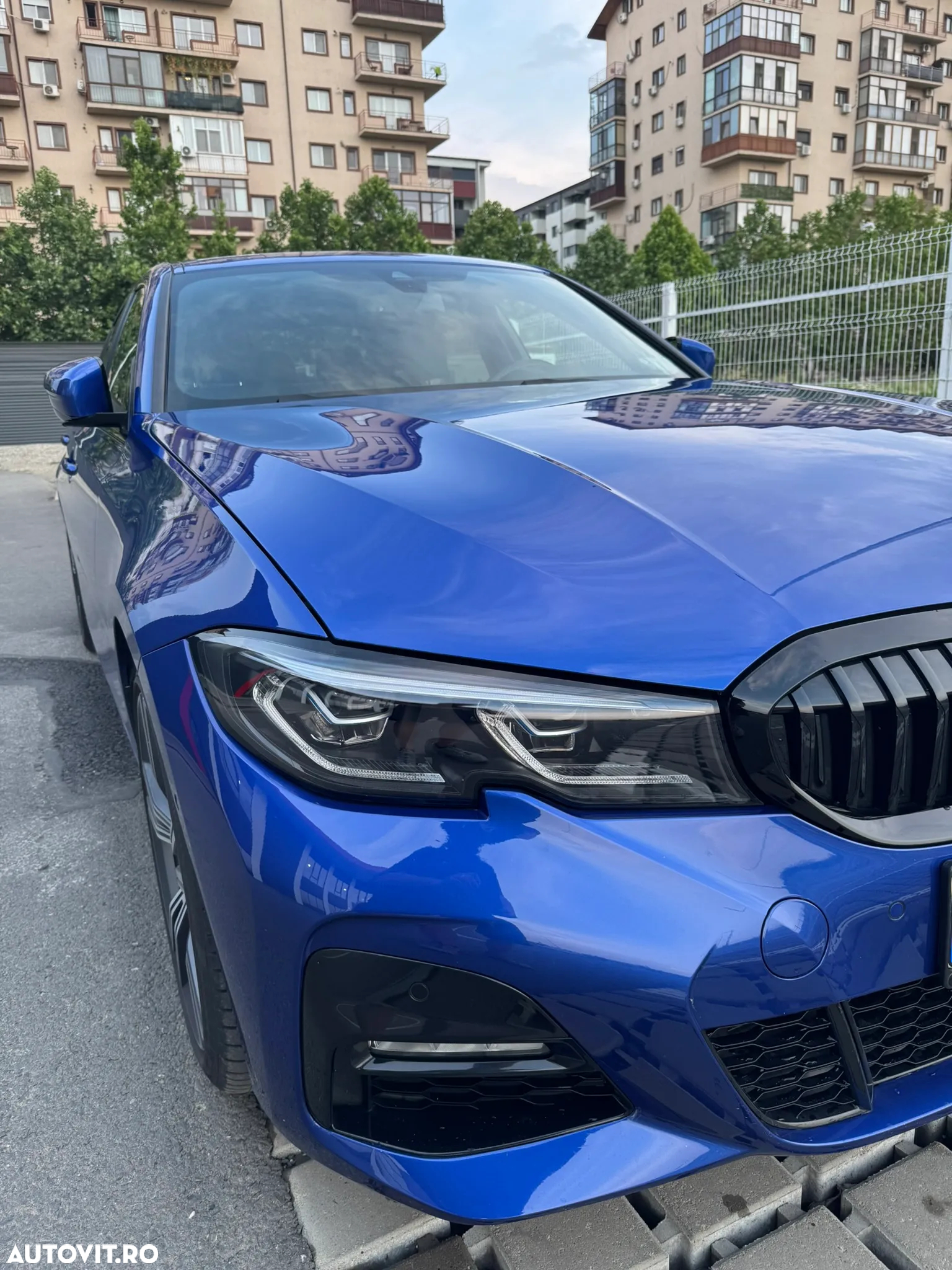 BMW Seria 3 330i xDrive AT - 12