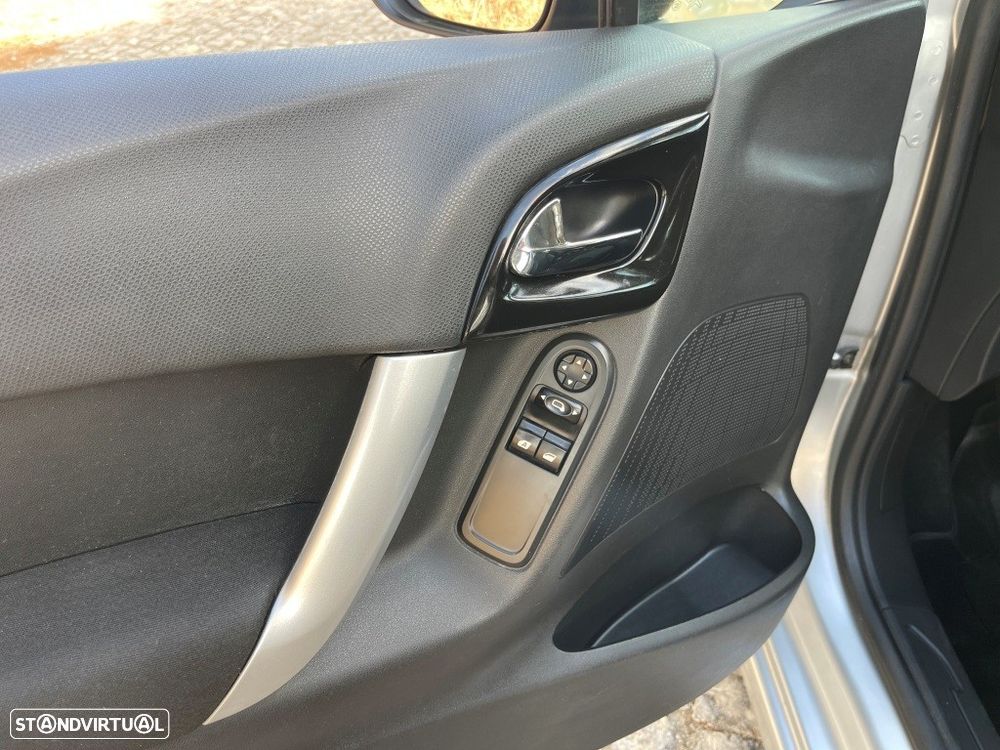 Citroën C3 1.4 HDi Airdream Seduction - 23