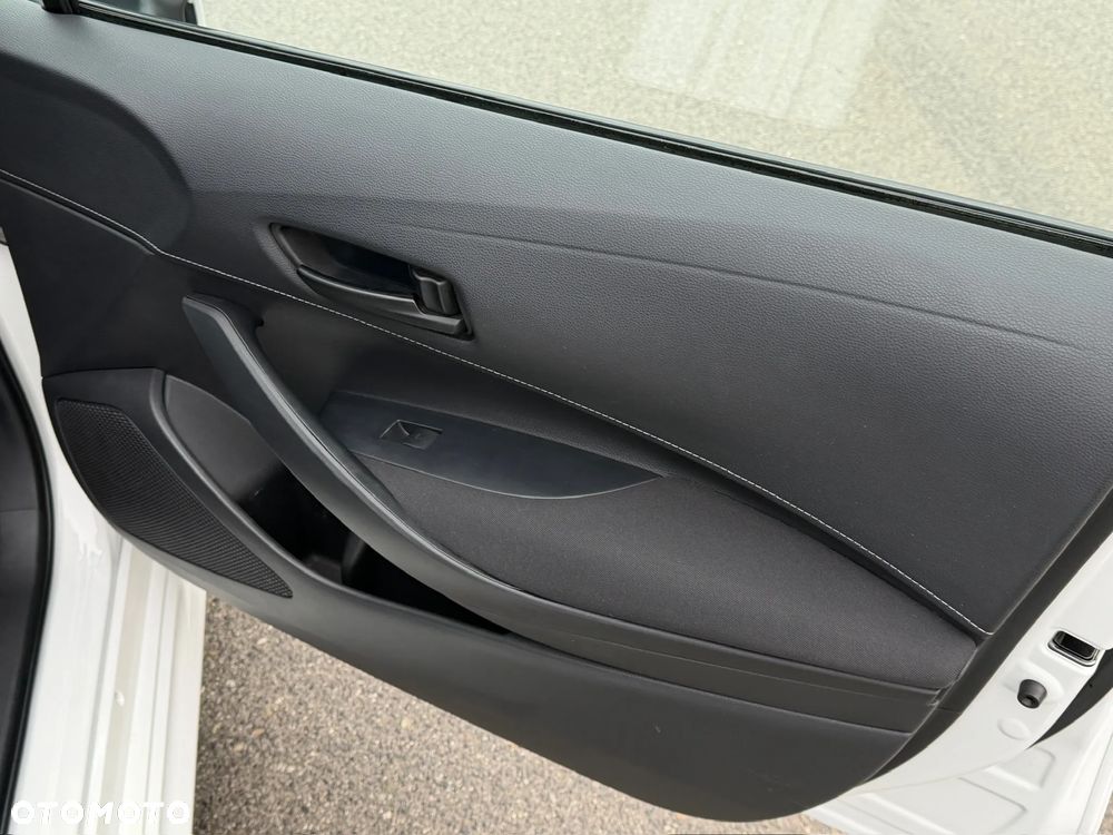 Toyota Corolla 1.8 Hybrid Active - 30