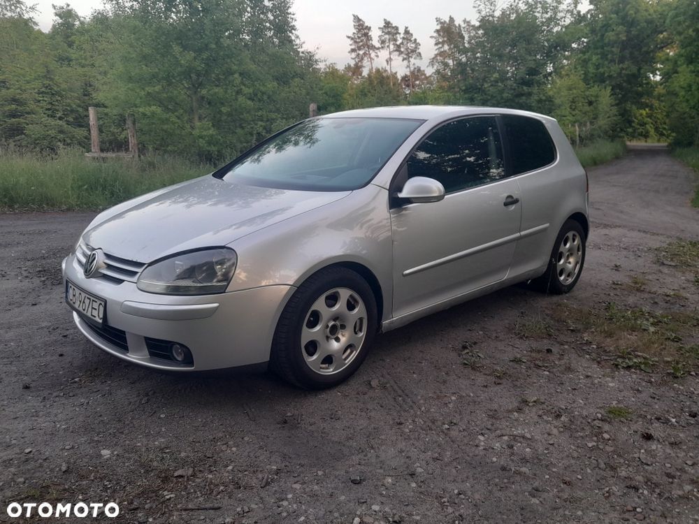Volkswagen Golf - 6