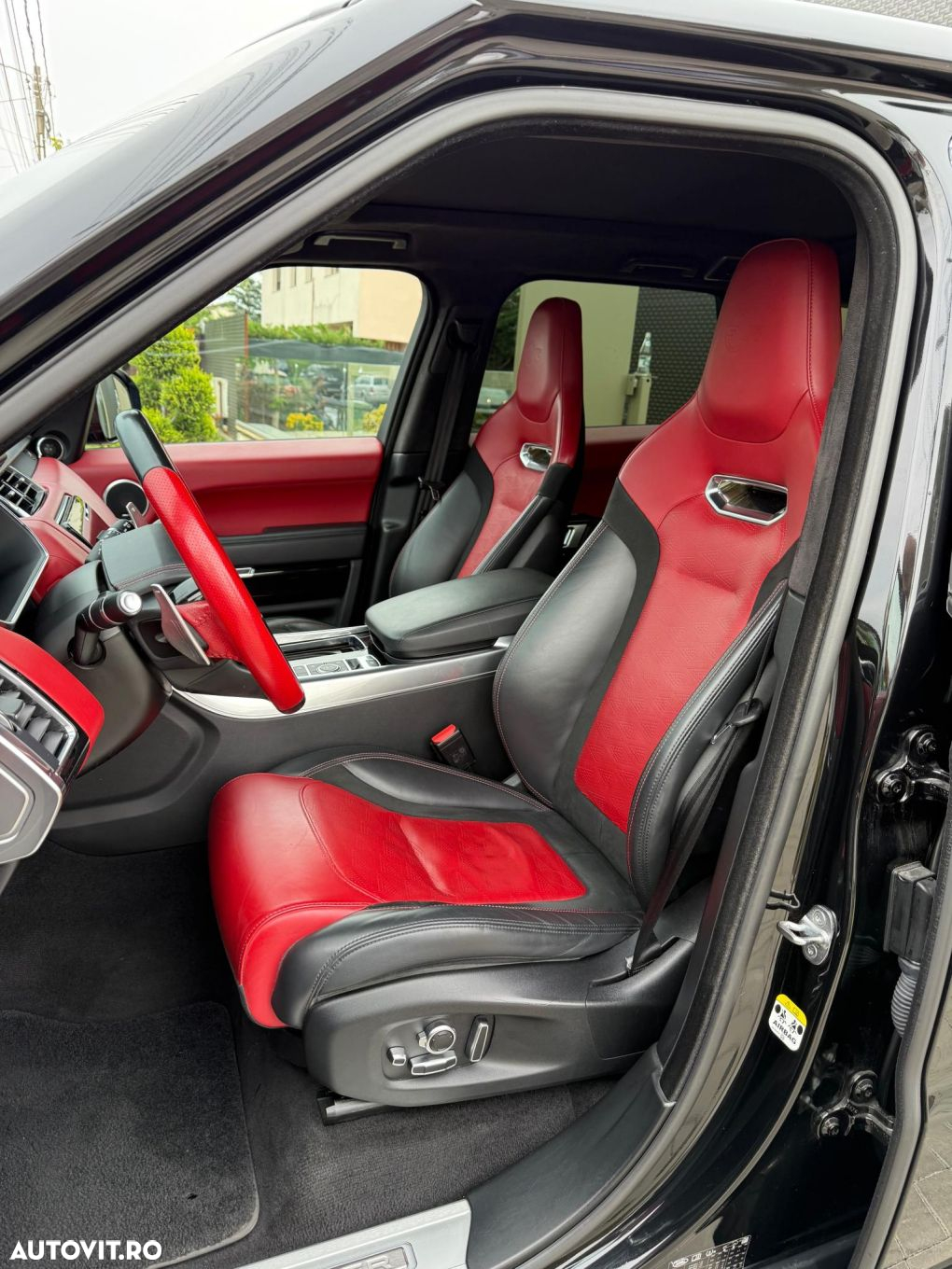 Land Rover Range Rover Sport - 11