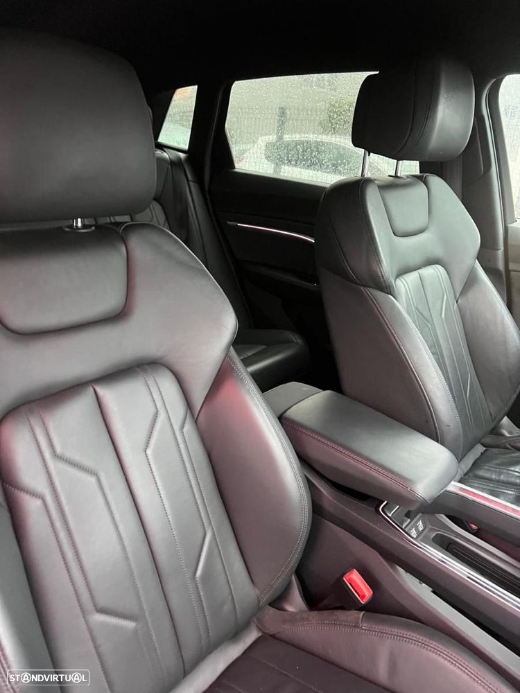 Audi e-tron 50 quattro - 10