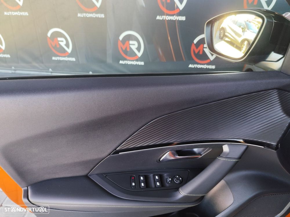 Peugeot 2008 1.5 BlueHDi GT Line EAT8 - 29