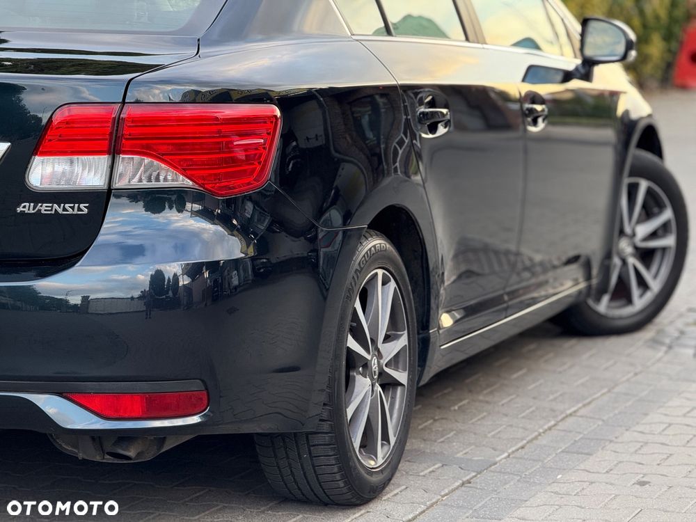 Toyota Avensis 2.0 Prestige NAVI MS - 15