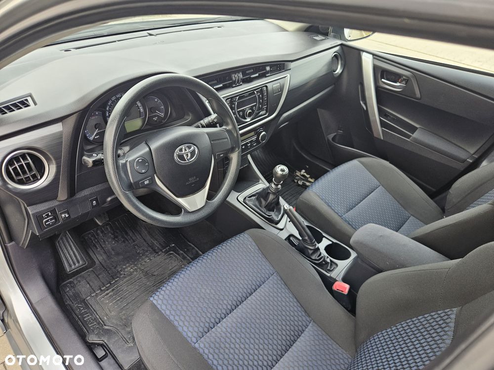 Toyota Auris 1.33 Dual-VVT-i Comfort - 31