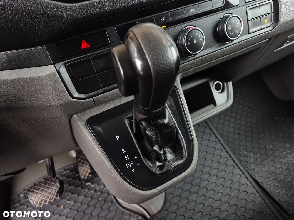 Volkswagen CRAFTER - 16