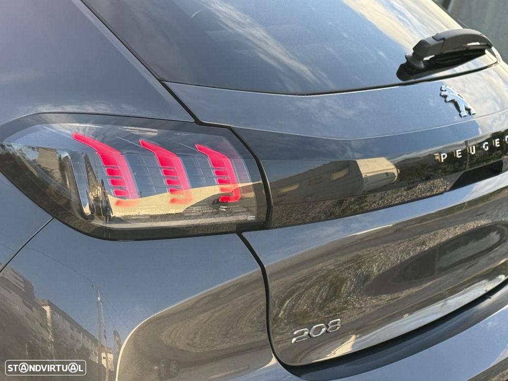 Peugeot 208 1.2 PureTech Allure - 14