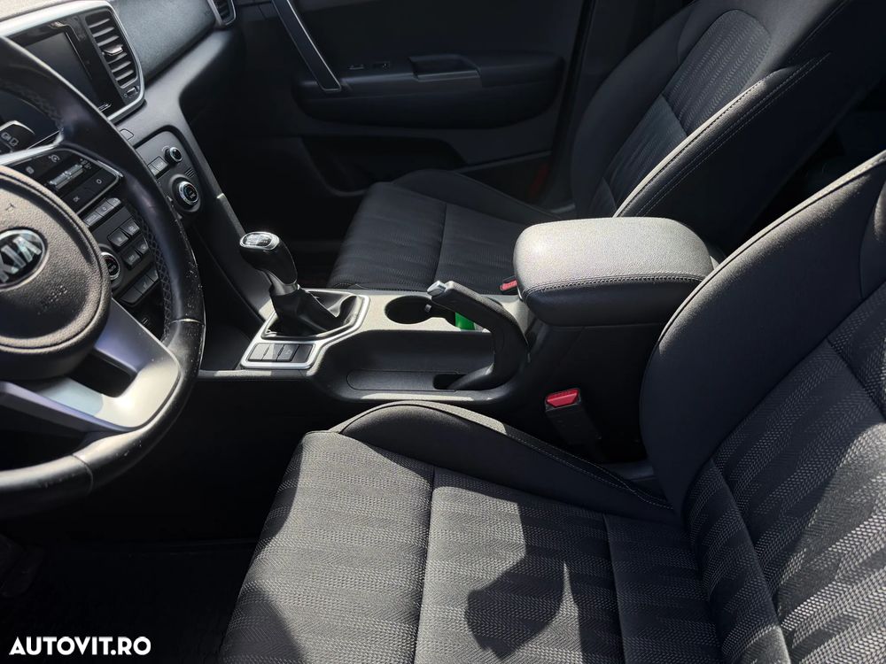 Kia Sportage 1.6 GDI 6MT 4x2 Classic - 13