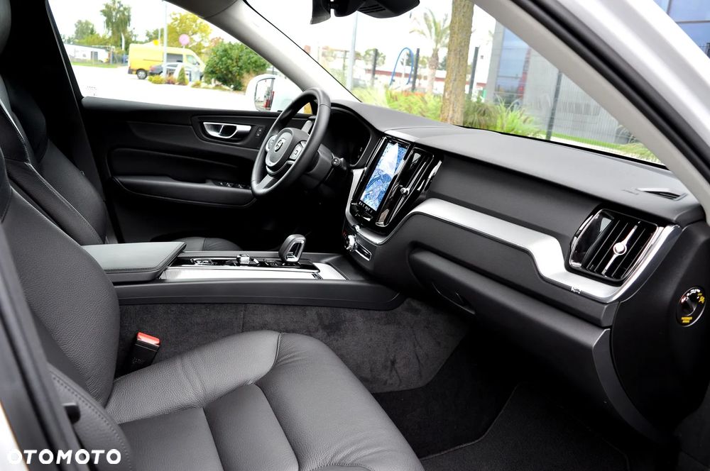 Volvo XC 60 B5 B AWD Geartronic Inscription - 22