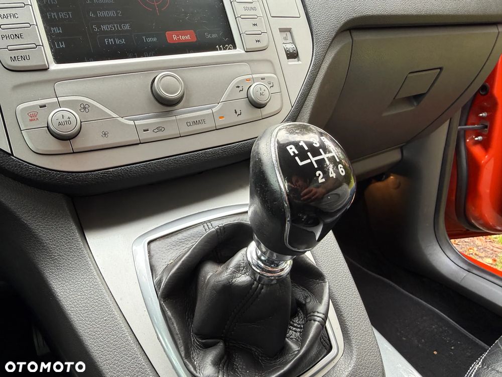 Ford Kuga 2.0 TDCi Titanium - 28