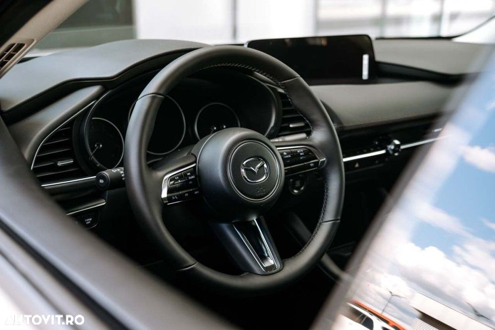 Mazda 3 - 13