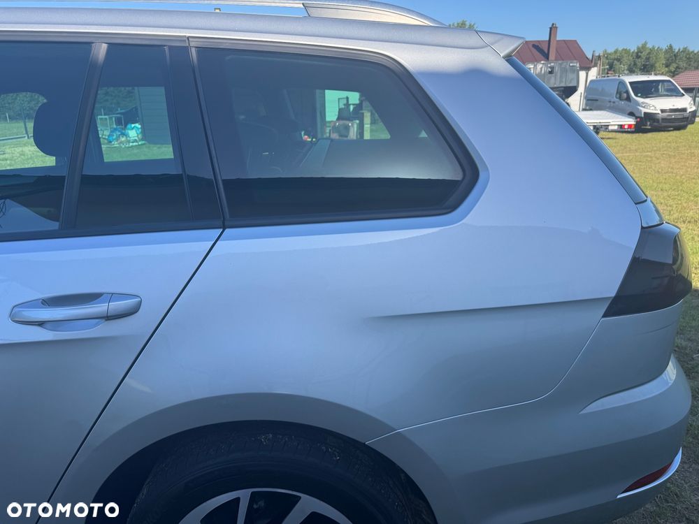 Volkswagen Golf 2.0 TDI Join - 34