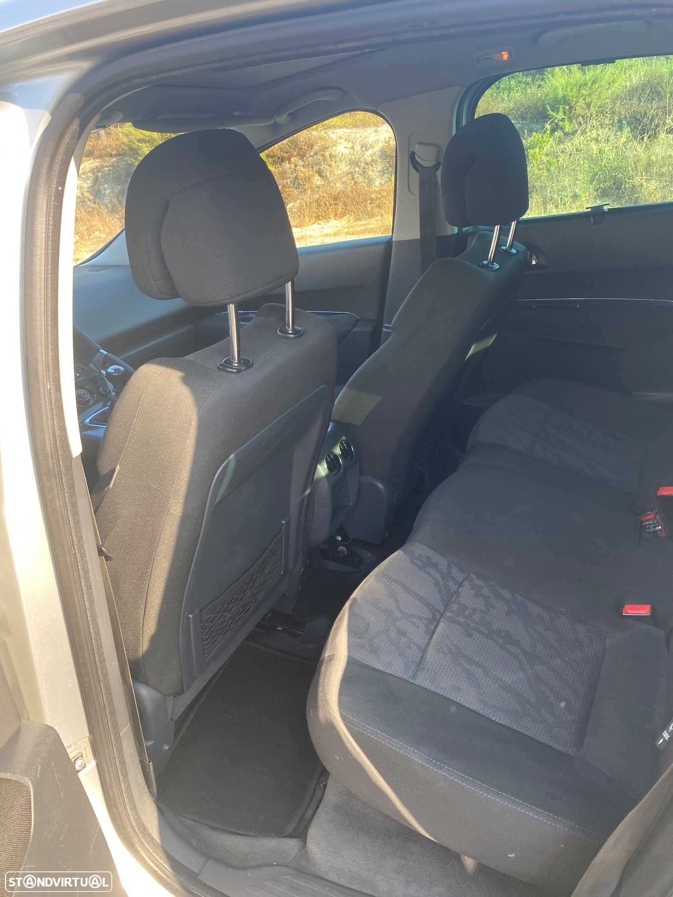 Peugeot 3008 1.6 HDi Premium - 15