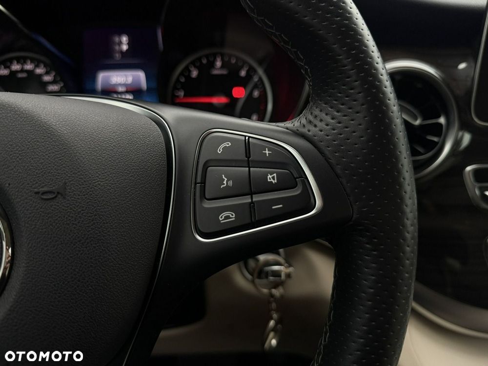 Mercedes-Benz Klasa V 250 d extralang 9G-TRONIC Special Edition Avantgarde - 23
