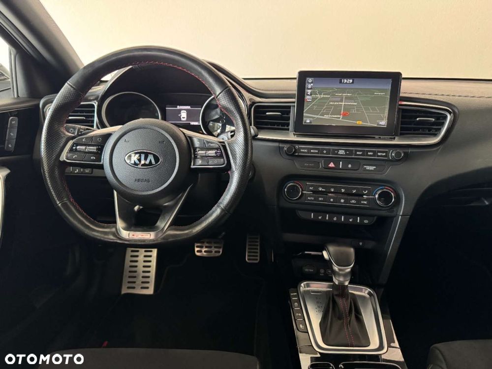 Kia ProCeed - 39