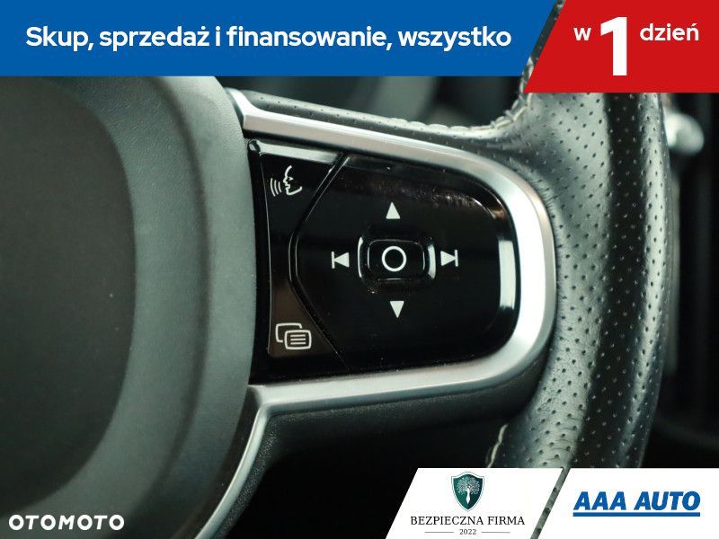 Volvo XC 60 - 18