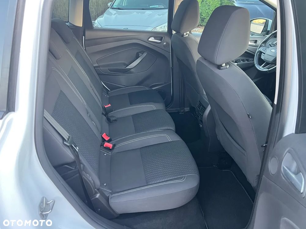 Ford C-MAX - 19