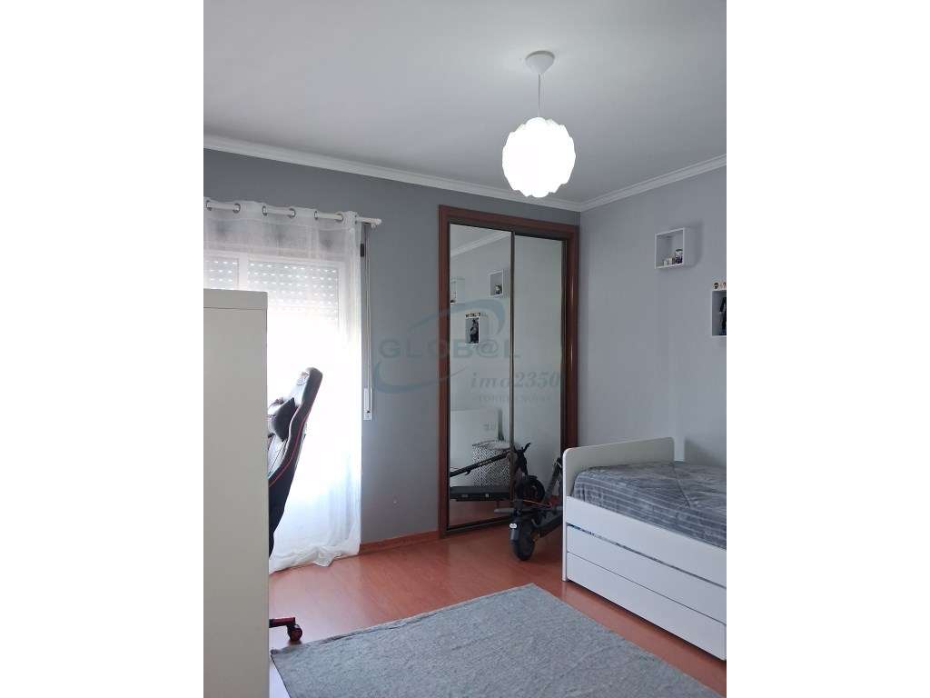 T3 com excelentes áreas e 2 varandas oportunidade com elevado poten... - Grande imagem: 3/21