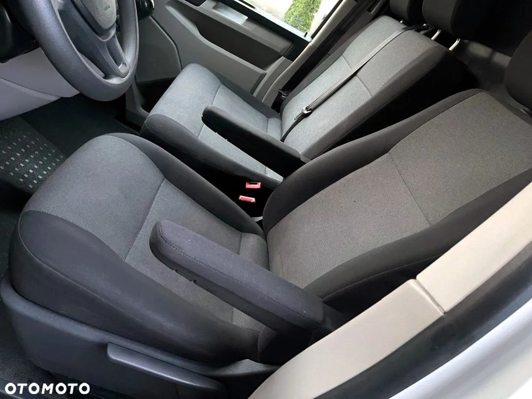Volkswagen Transporter T6 - 15