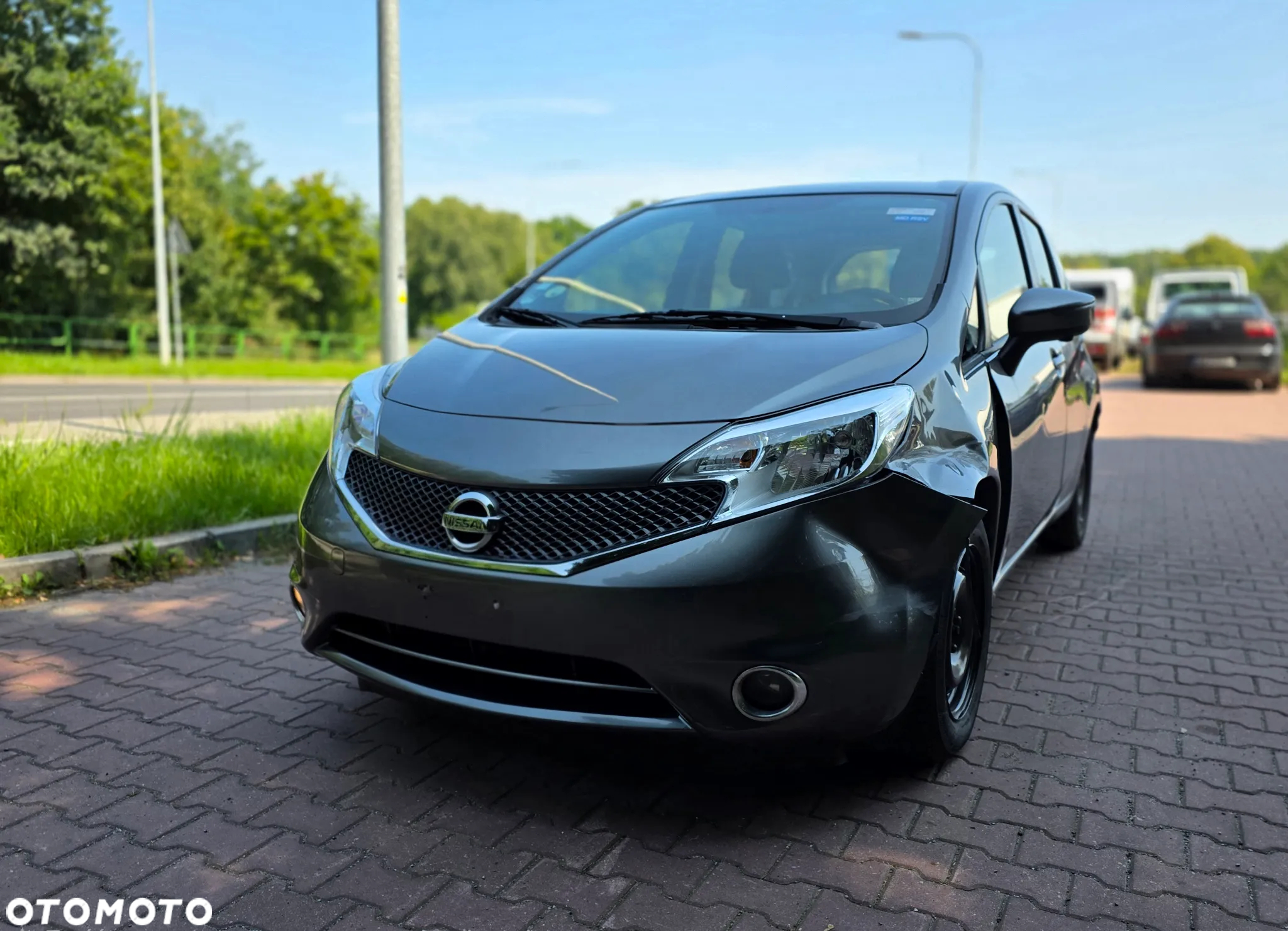 Nissan Note - 4