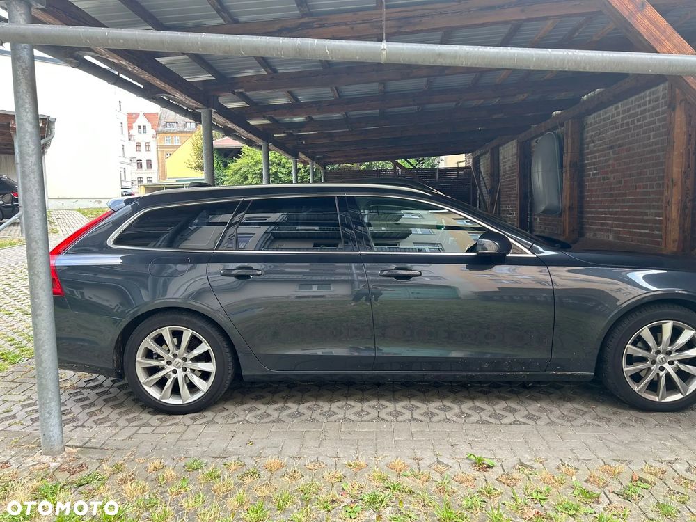 Volvo V90 D4 Momentum - 7