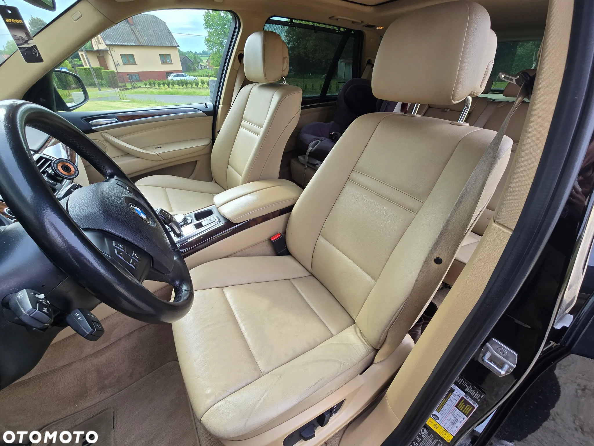 BMW X5 xDrive35i - 24