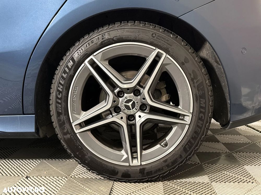 Mercedes-Benz A 180 7G-DCT - 14