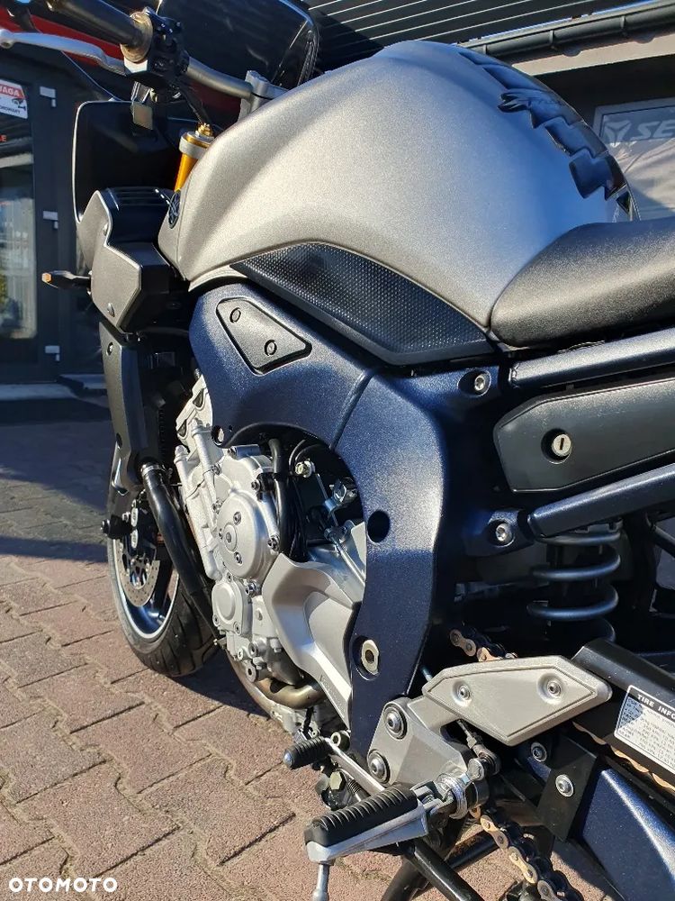Yamaha FZ - 6