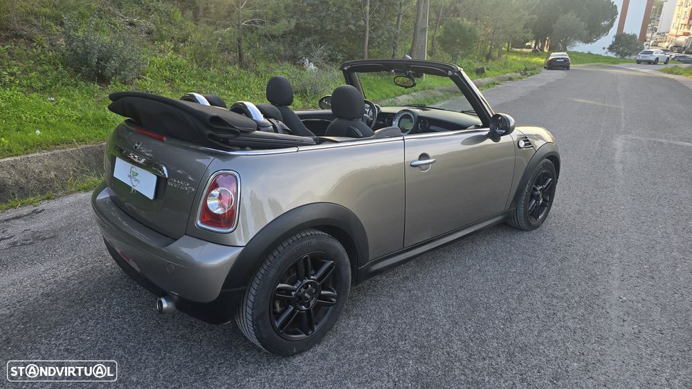 MINI Cabrio Cooper D Auto - 6
