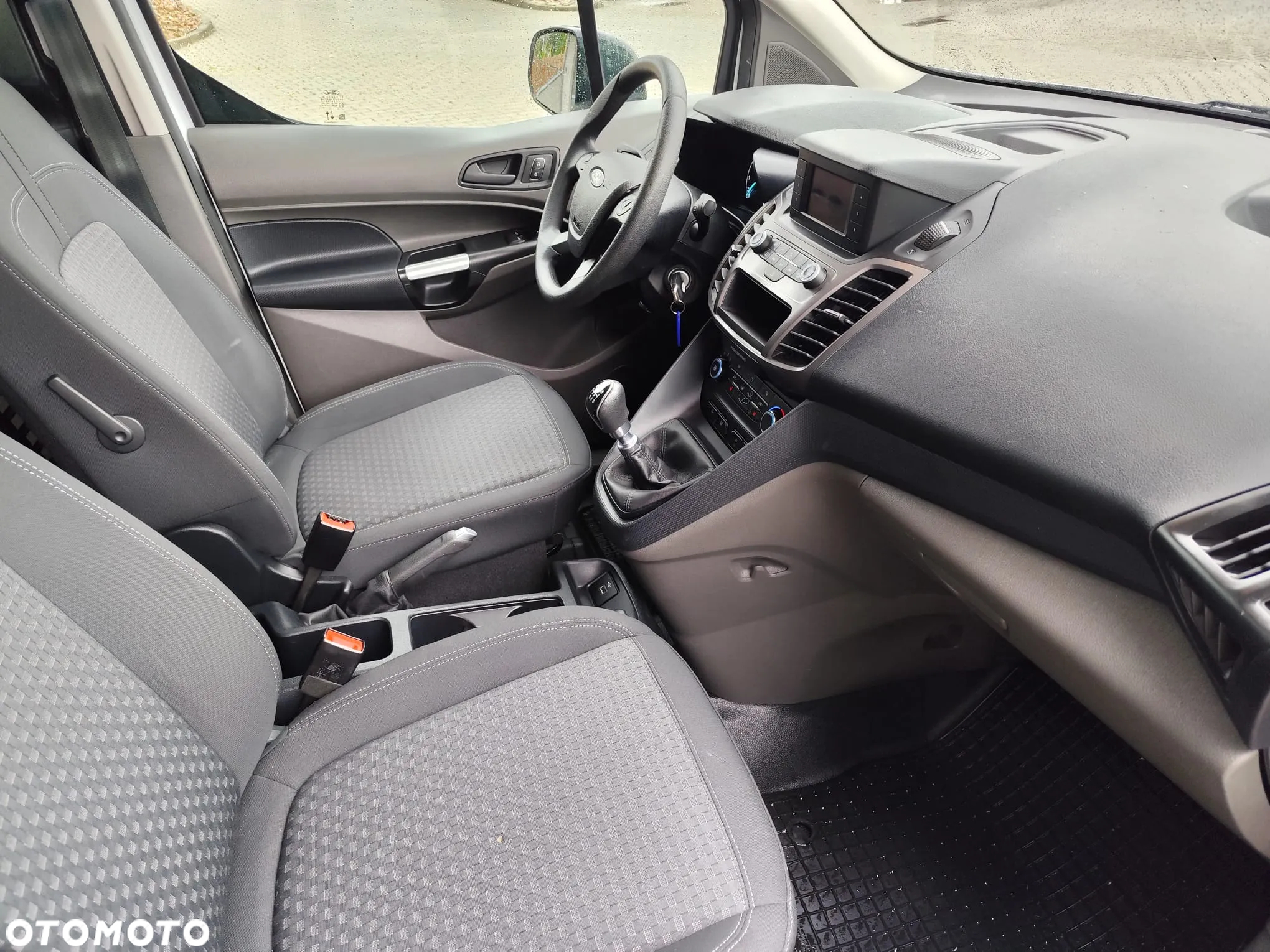 Ford Connect - 7