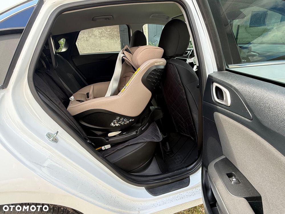 Kia Ceed - 24