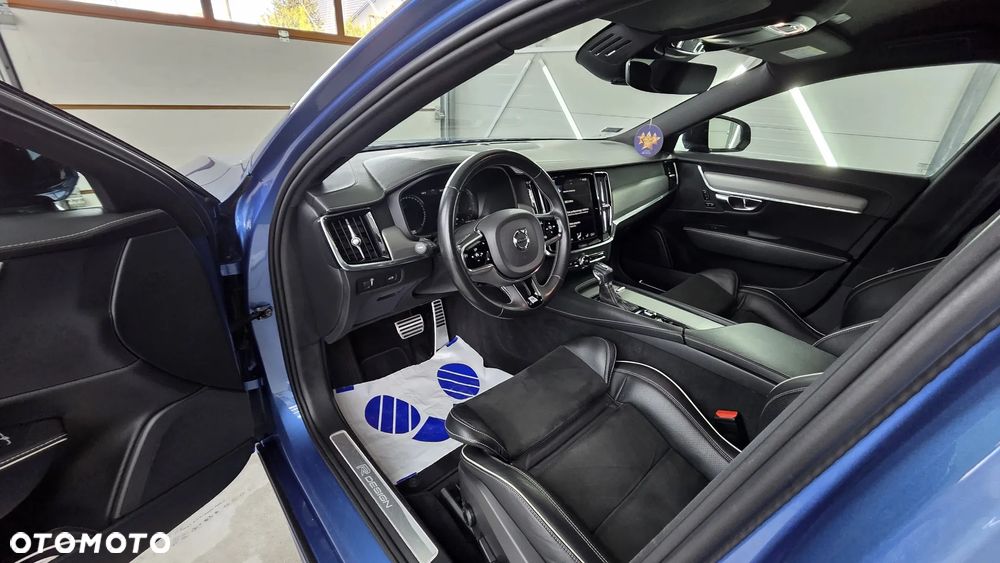 Volvo S90 D4 R-Design - 3