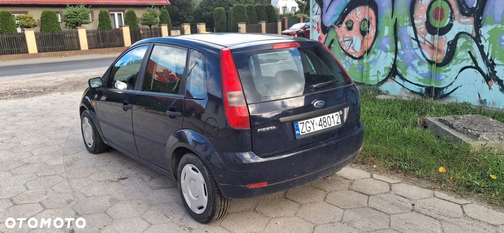 Ford Fiesta - 2