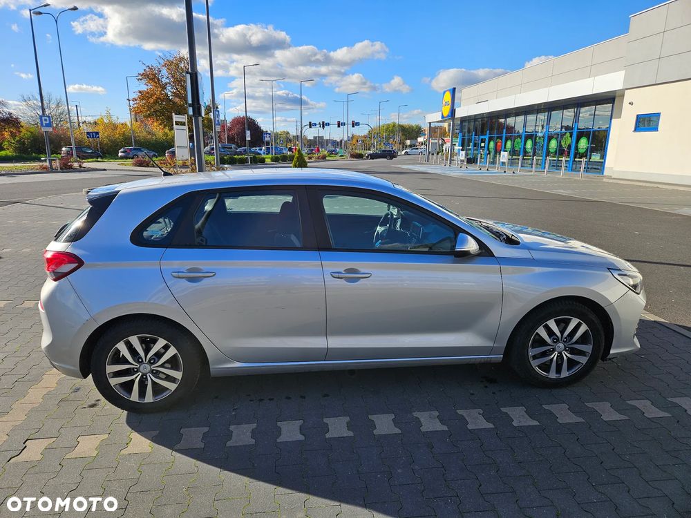 Hyundai i30 1.4 Classic + - 5