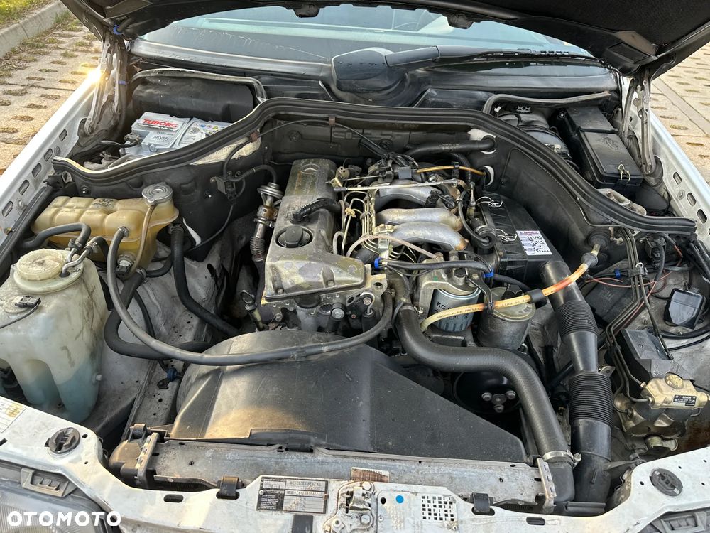 Mercedes-Benz Klasa E - 4