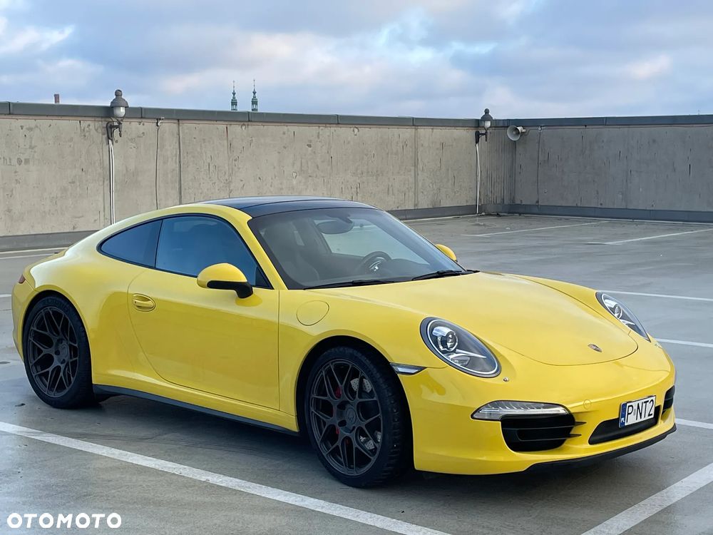 Porsche 911 Carrera 4S PDK - 35
