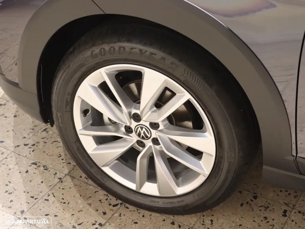 VW Taigo 1.0 TSI Urban DSG - 30