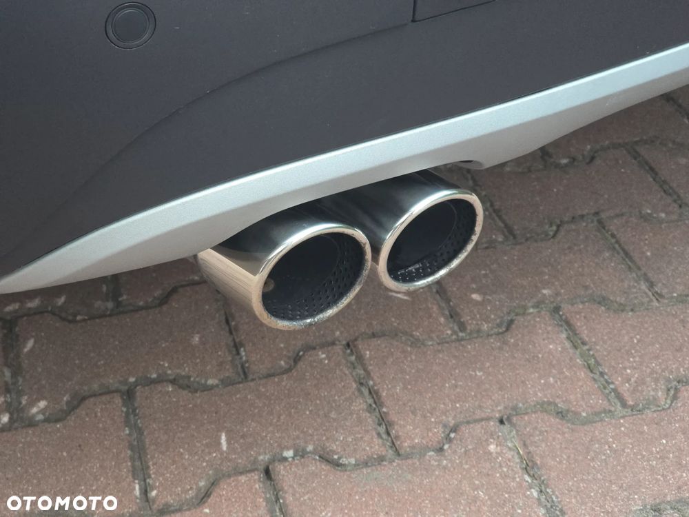 BMW X1 sDrive20i xLine - 3