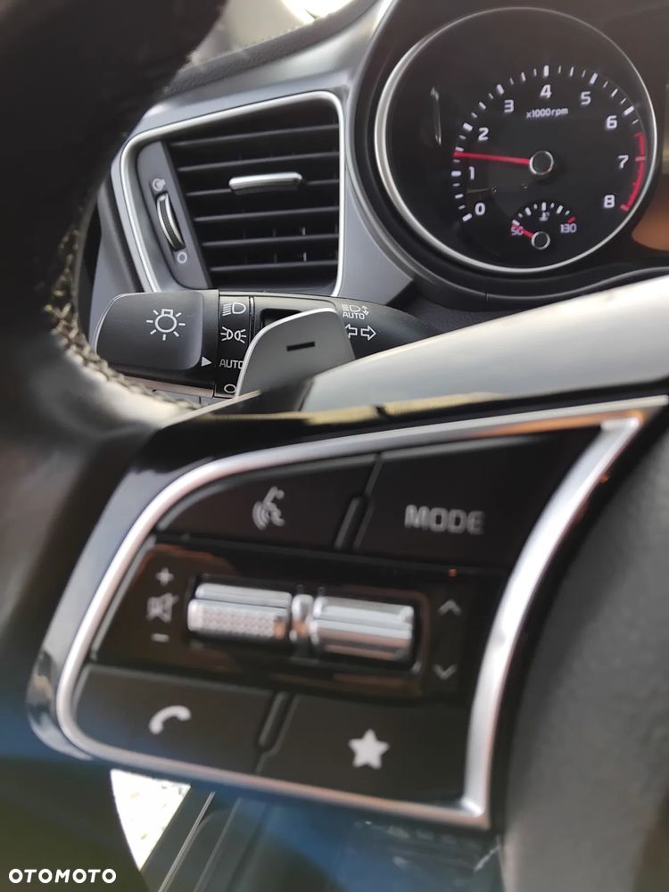 Kia XCeed 1.5 T-GDI M DCT - 13