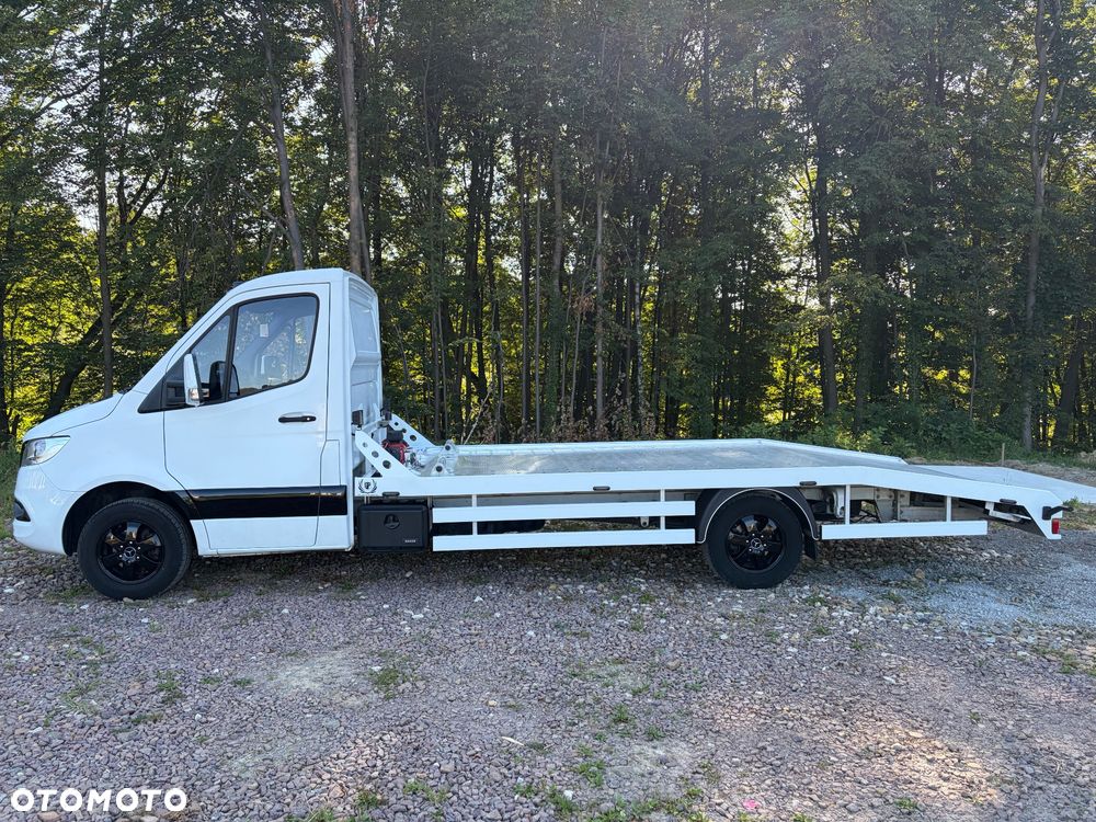 Mercedes-Benz Sprinter 319 - 2