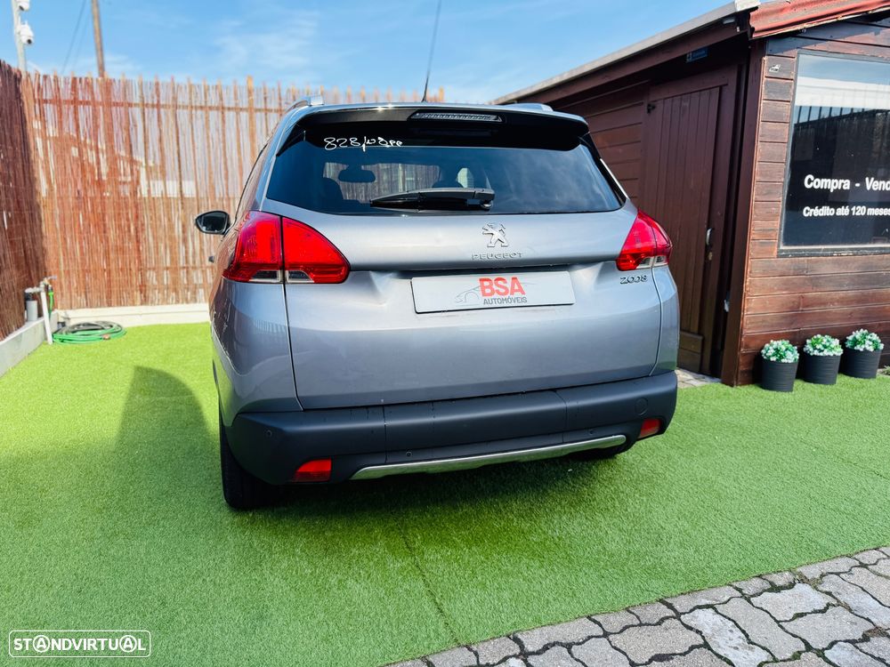 Peugeot 2008 1.2 PureTech Allure - 9