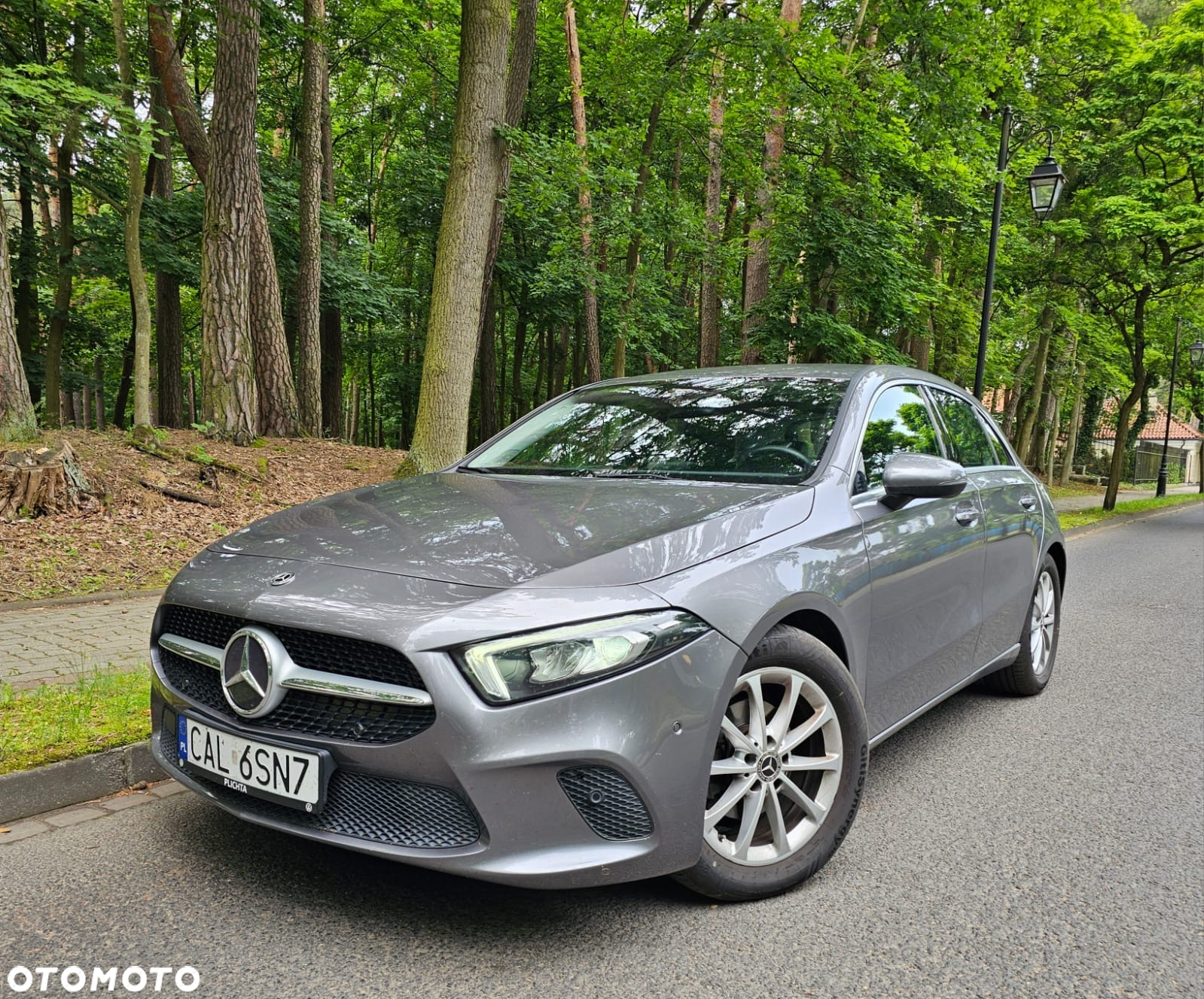 Mercedes-Benz Klasa A 180 d 7G-DCT Edition 19 - 4