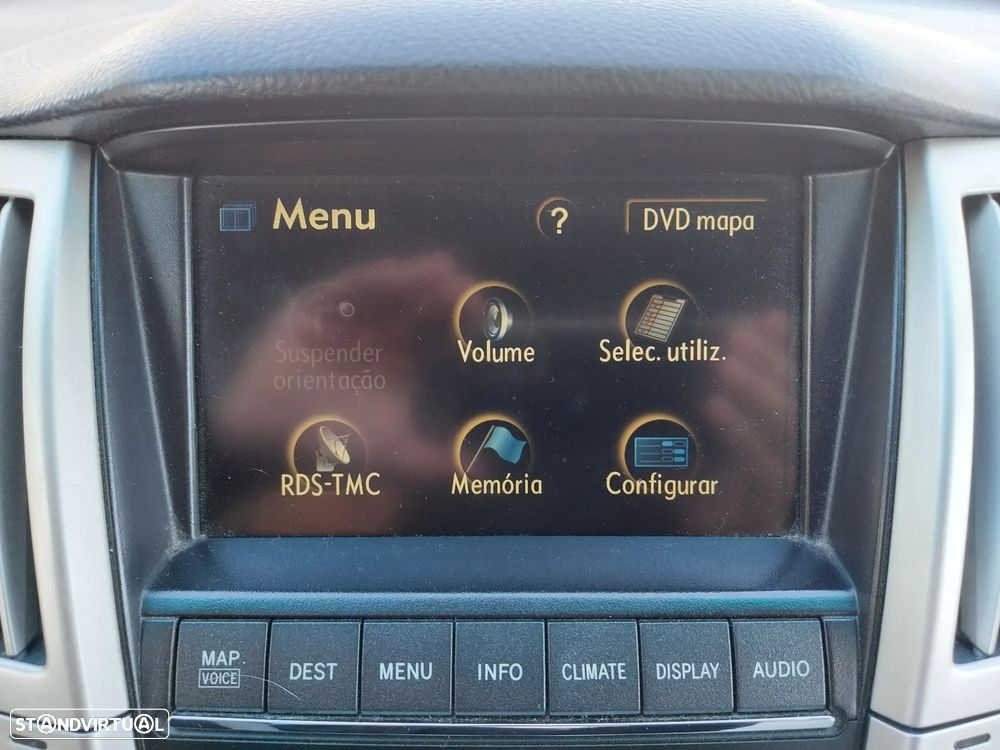 Lexus RX 400h Medium 17 - 20