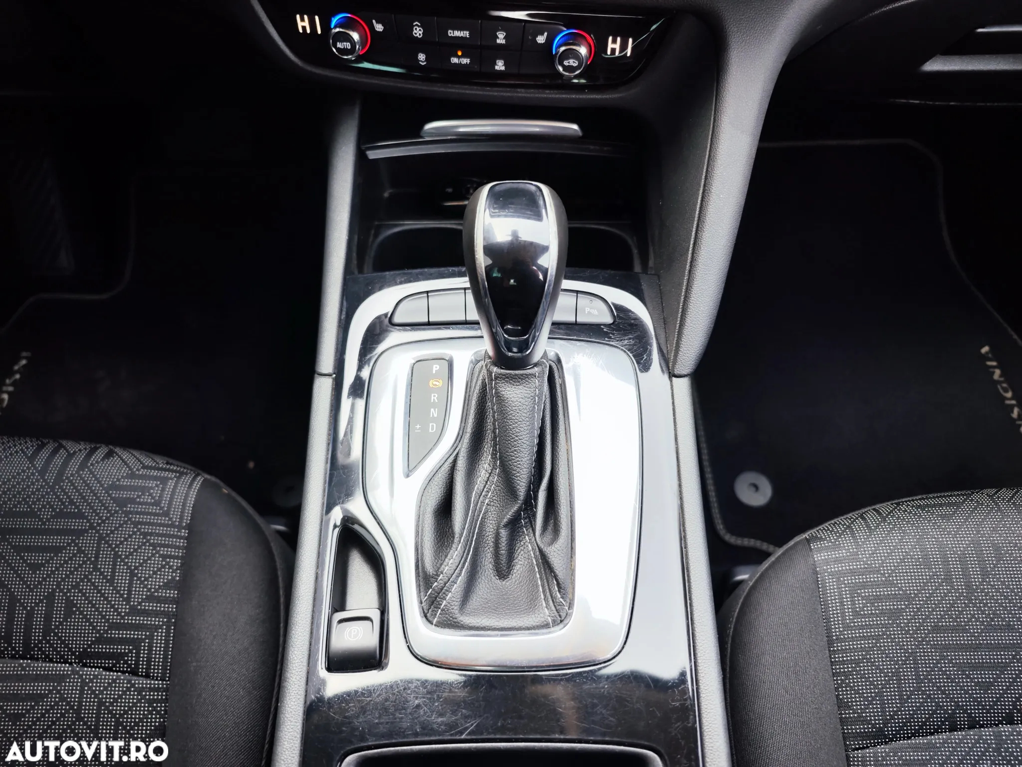 Opel Insignia - 20