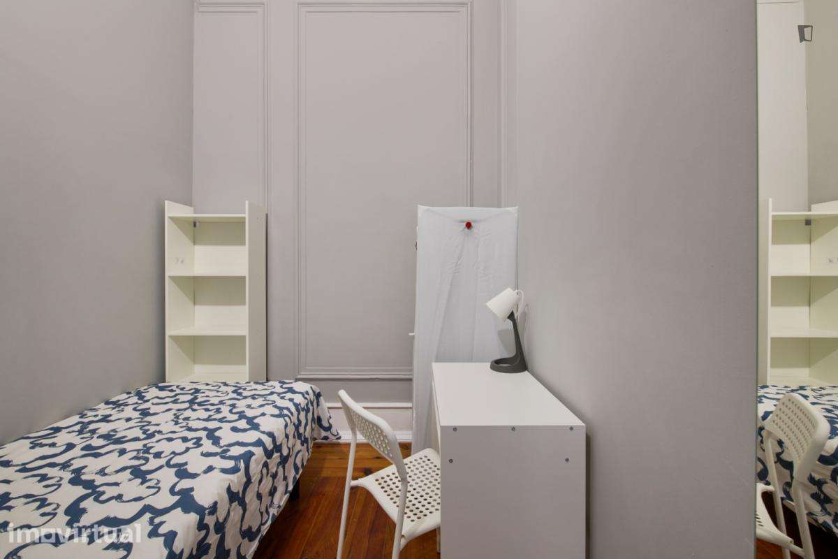 Quarto - localizado em Entrecampos Lisbon - Grande imagem: 4/50