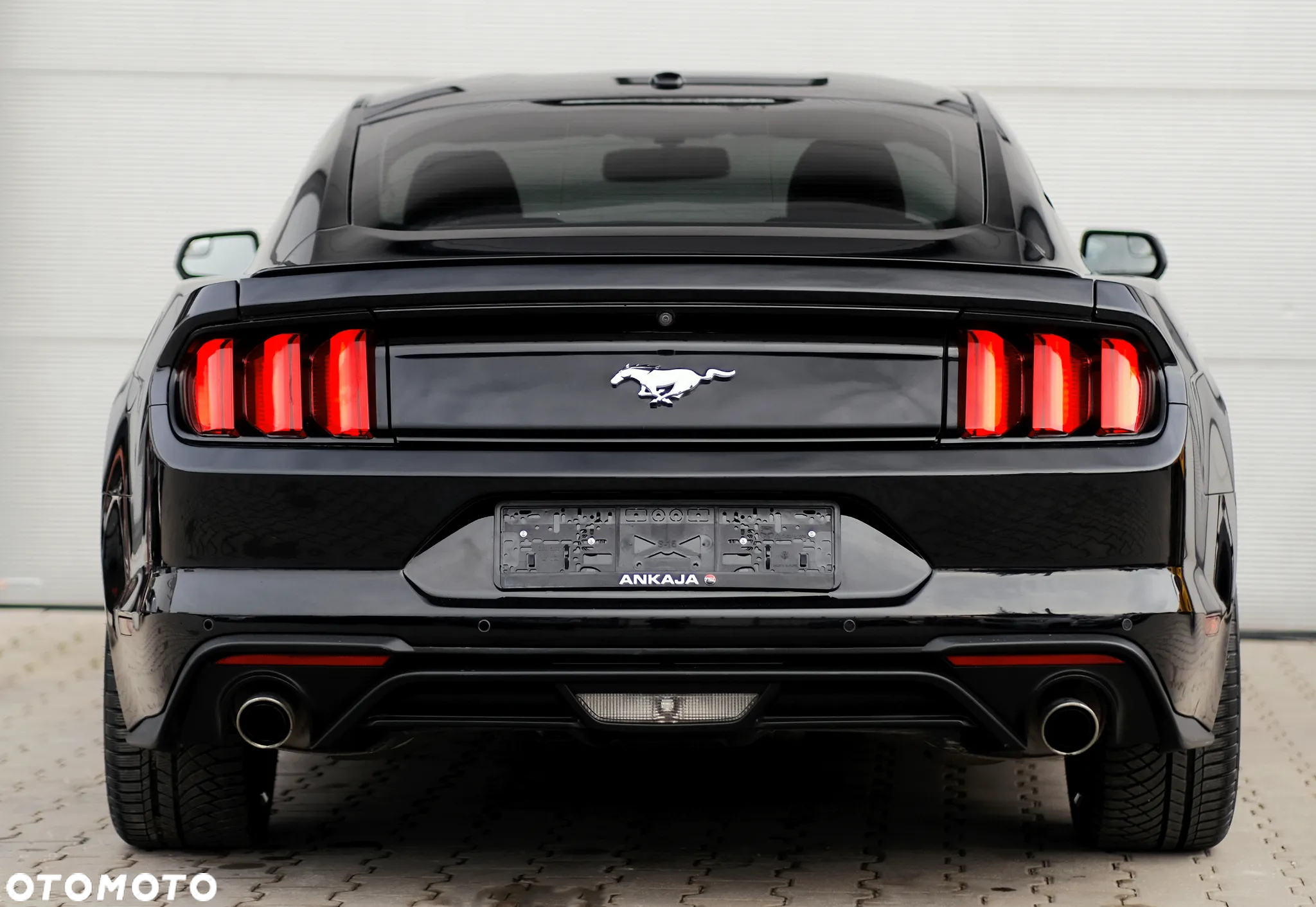 Ford Mustang 2.3 Eco Boost - 8