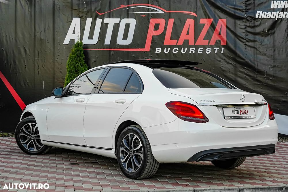 Mercedes-Benz C 220 d 4Matic 9G-TRONIC Exclusive - 3