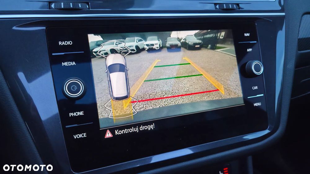 Volkswagen Tiguan Allspace 2.0 TDI R-Line DSG - 27